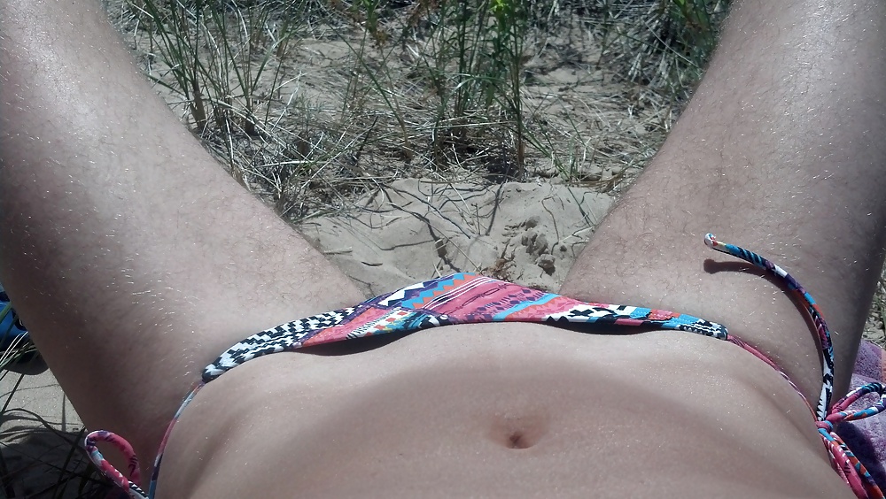 Nuevo bikini en las dunas de michigan
 #33920446