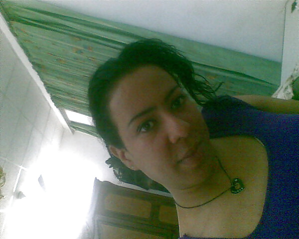 Chica árabe 2
 #32416985