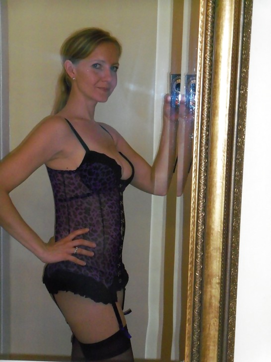 Blonde Amateur MILF #27164473