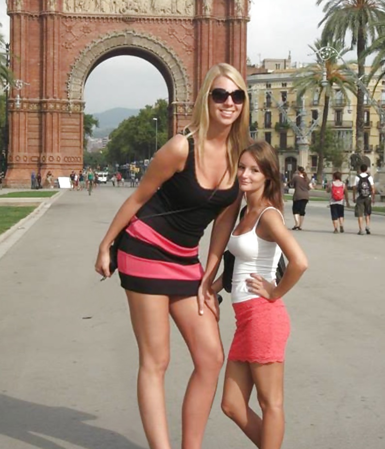 VERY tall  women, hot or not?(NN) #31339539