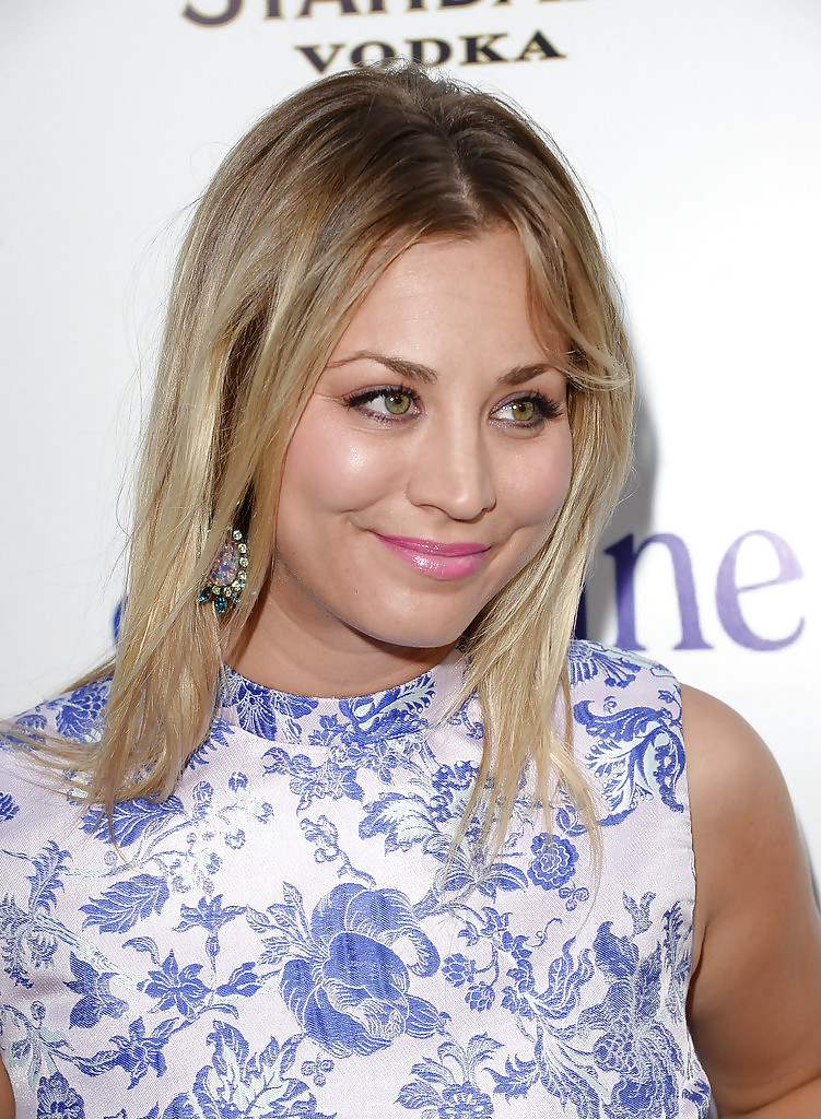 Kaley Cuoco #23766977