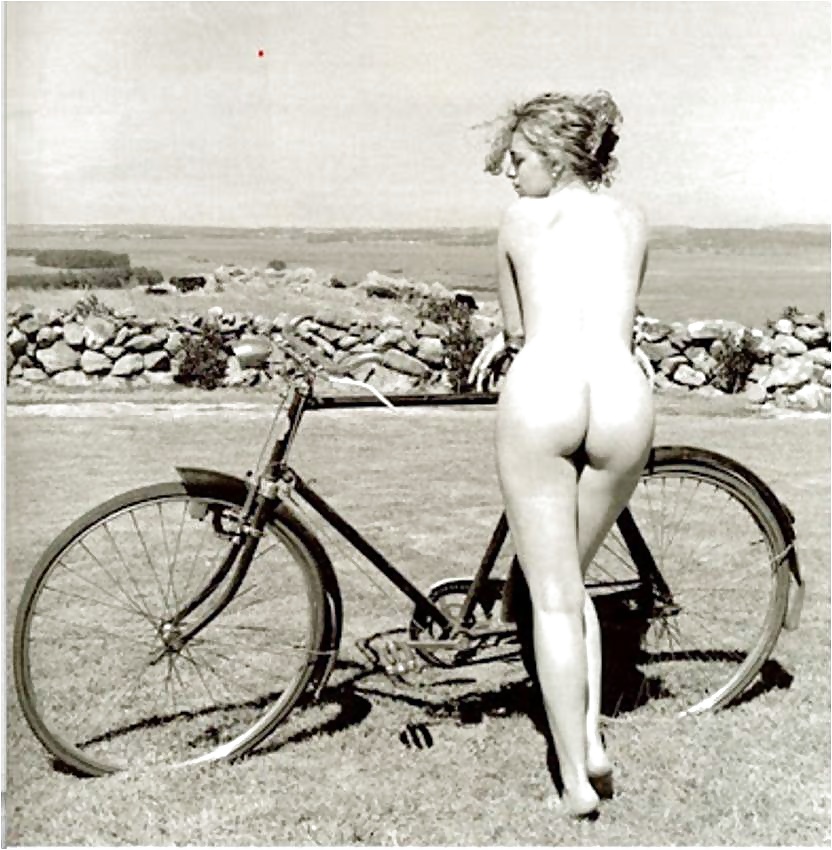 Vintage bike pictures #32113682