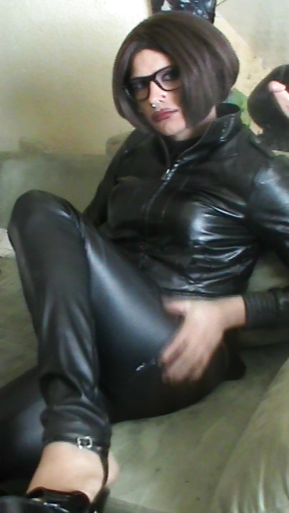 A different kind of colours #27619501