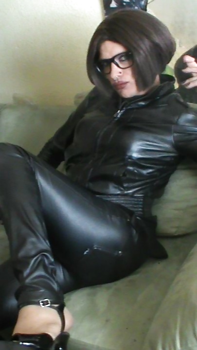 A different kind of colours #27619508