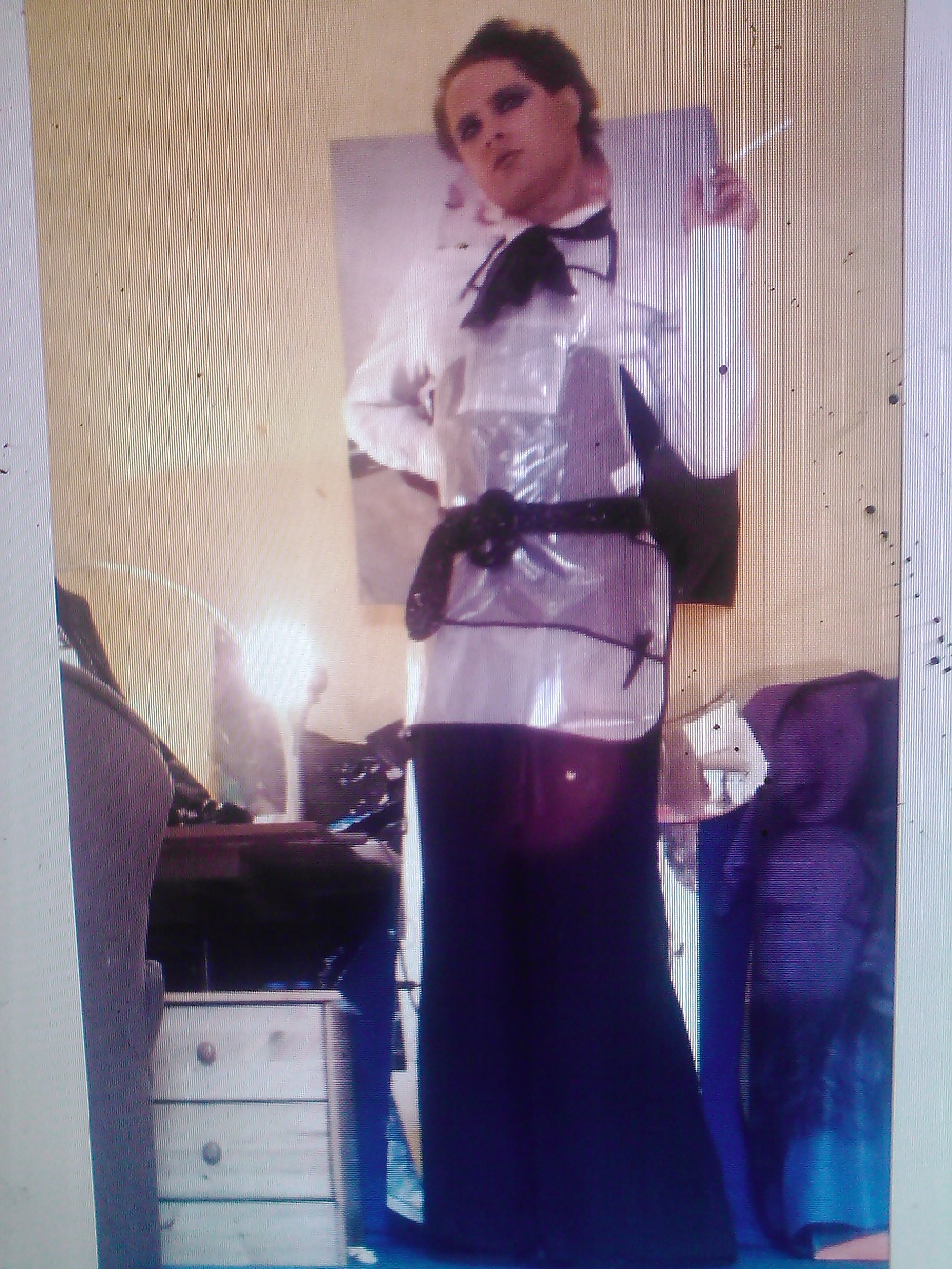 A different kind of colours #27619558