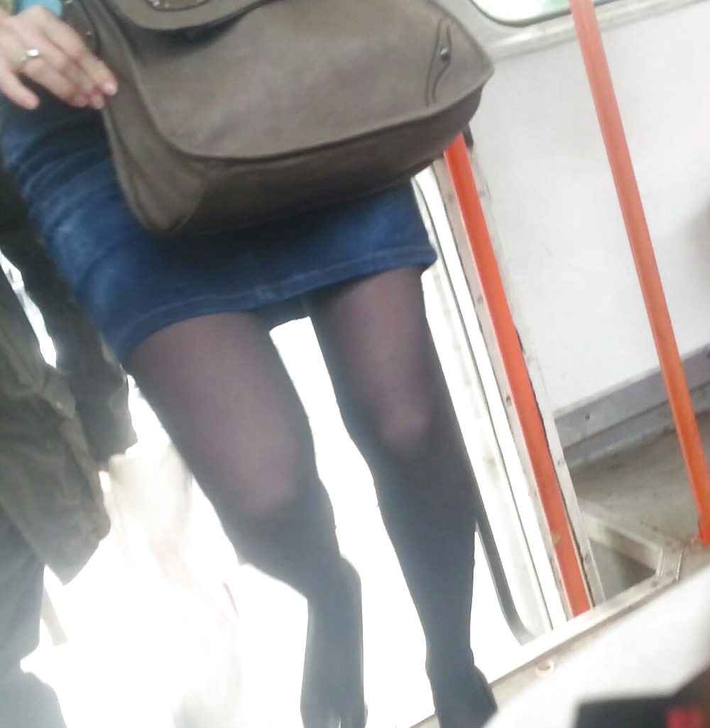 Spy feet,ass, face,legs and nylon in bus romanian #29118197