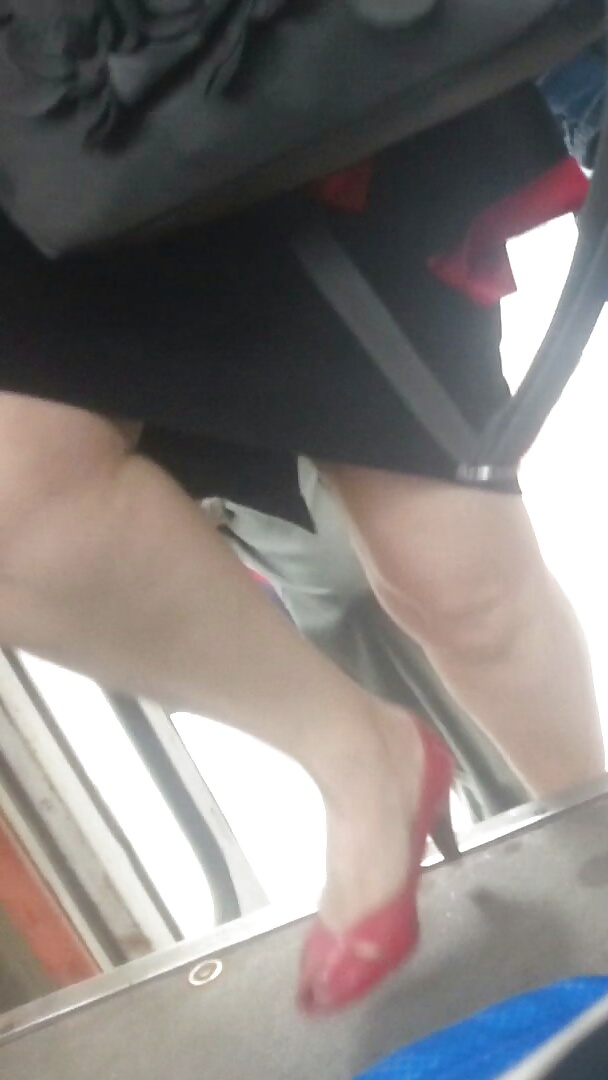 Spy feet,ass, face,legs and nylon in bus romanian #29118227