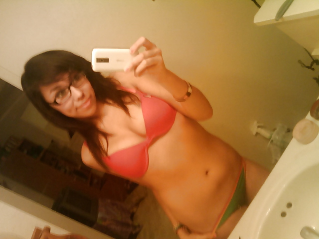 Sujetador rojo
 #34093433