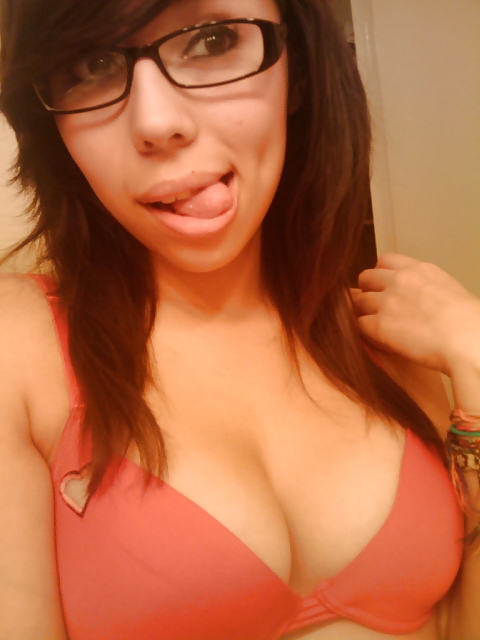 Sujetador rojo
 #34093435