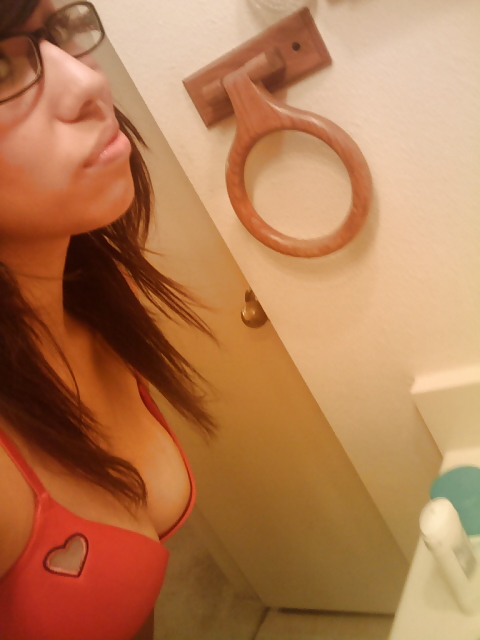 Sujetador rojo
 #34093441