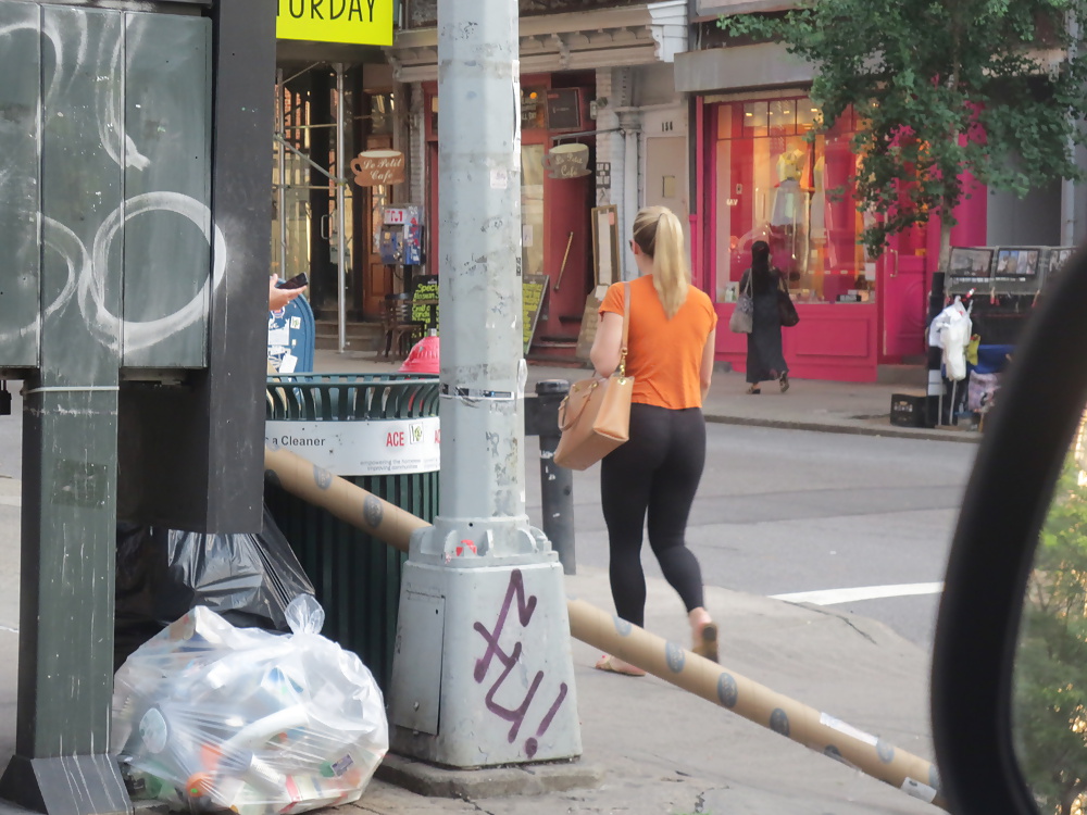 De la ciudad
 #27255570