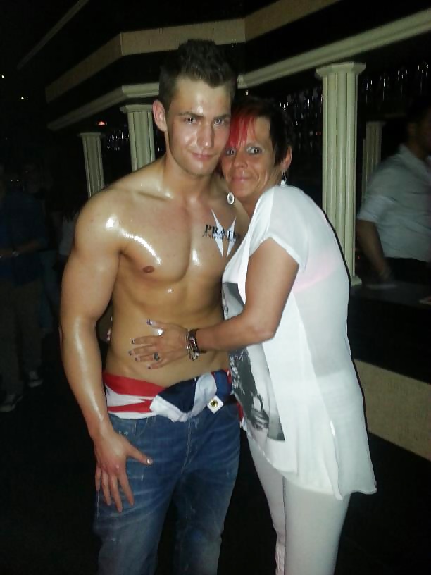 ミルフ・サビーン
 #28911768