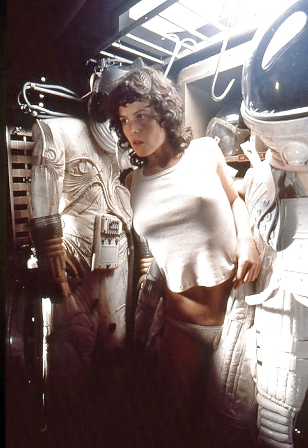 Sigourney Weaver #35059221