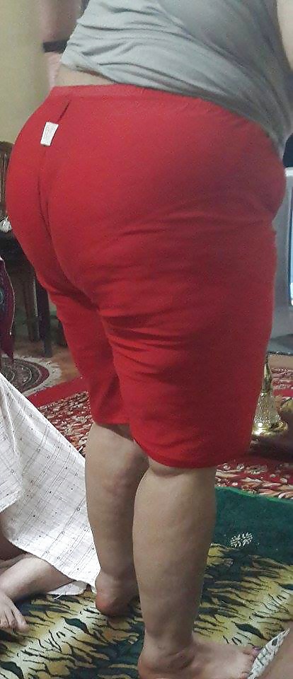 Exclusiva madam amal 40y hidden cam parte 3
 #26257709