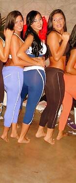 LEGGINGS! YOU GOTA LOVE EM #37029497