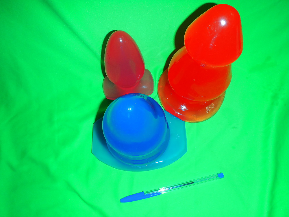 Nuevo giante blue butt plug mayo 2014
 #34363923