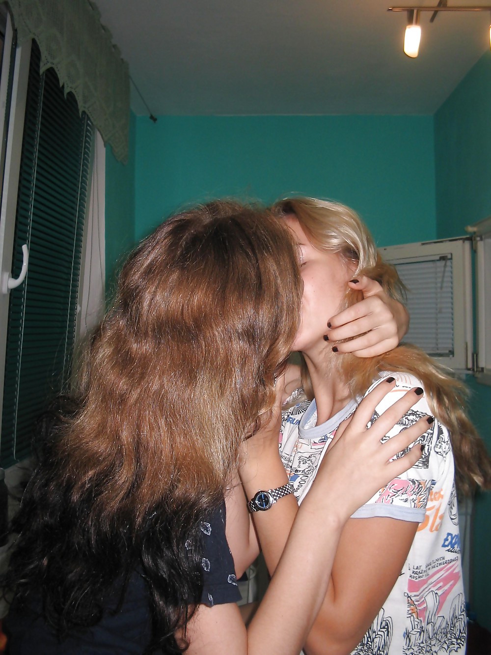 Cuties pose 1
 #36371087