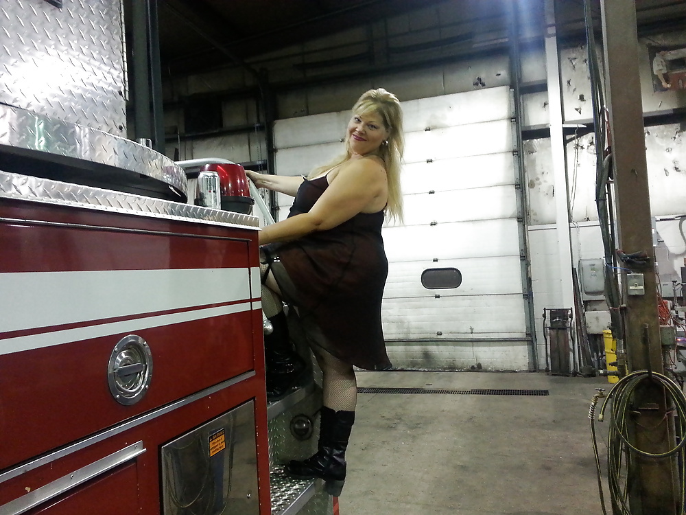 Camión de bomberos
 #26401116