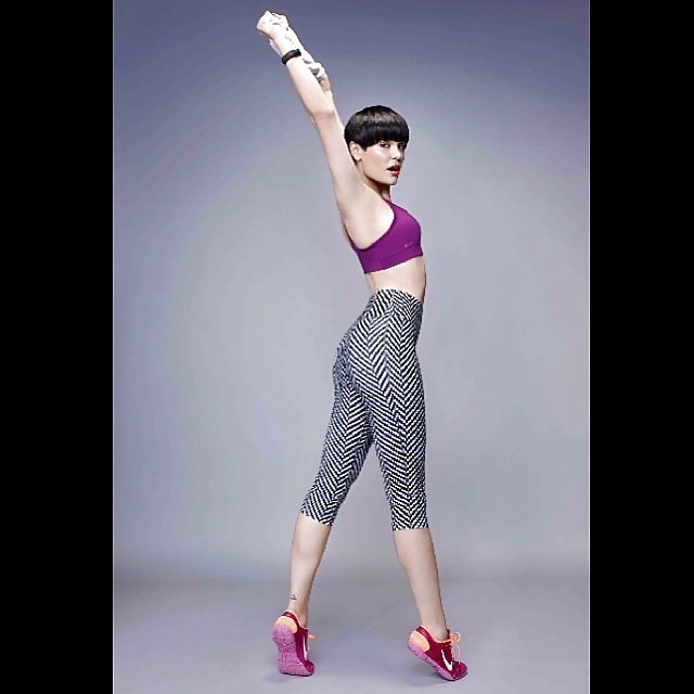 Jessie j 
 #26885007