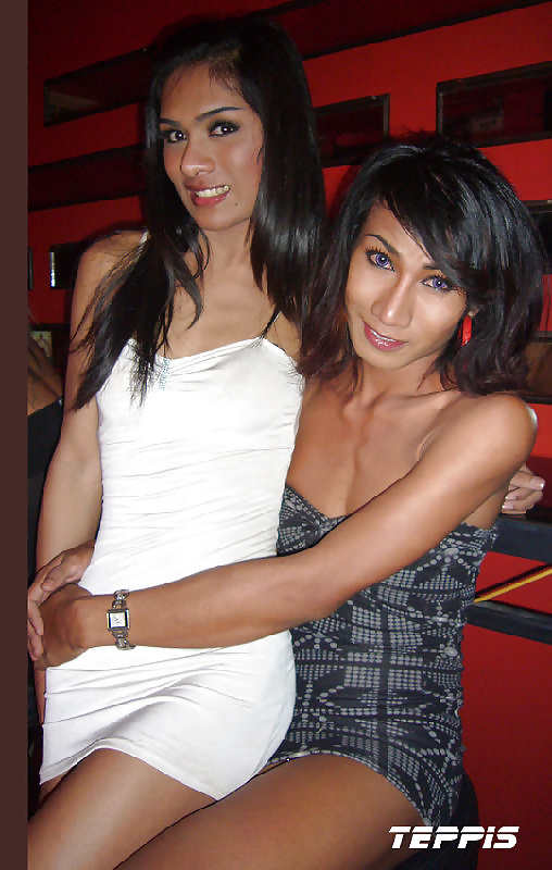 Ladyboys nudo e non nudo pics 3
 #32264607