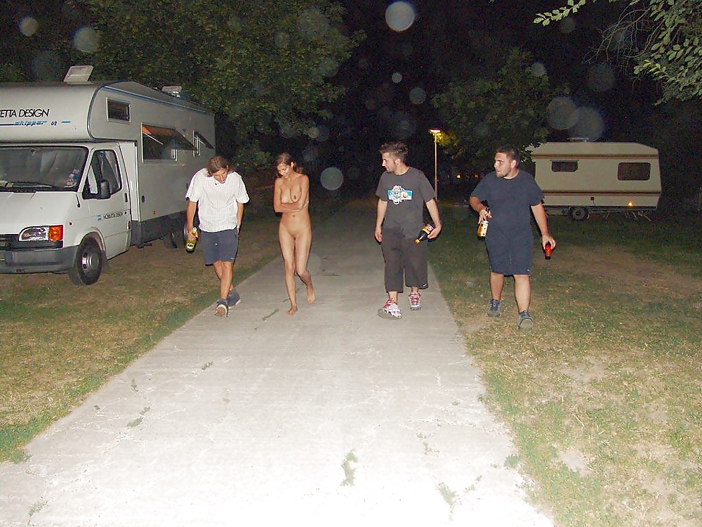 100枚の写真は、2
 #33316449