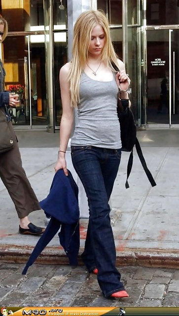 Avril Lavigne 9 #29696540