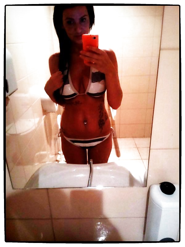 PL Girls 21 #33238127