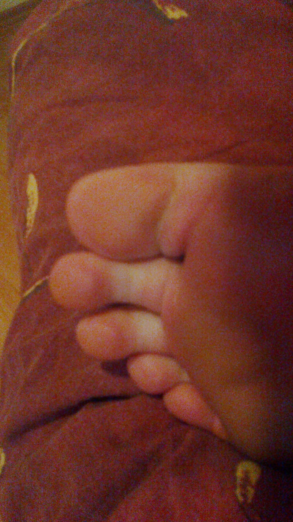 Footsies #34802594