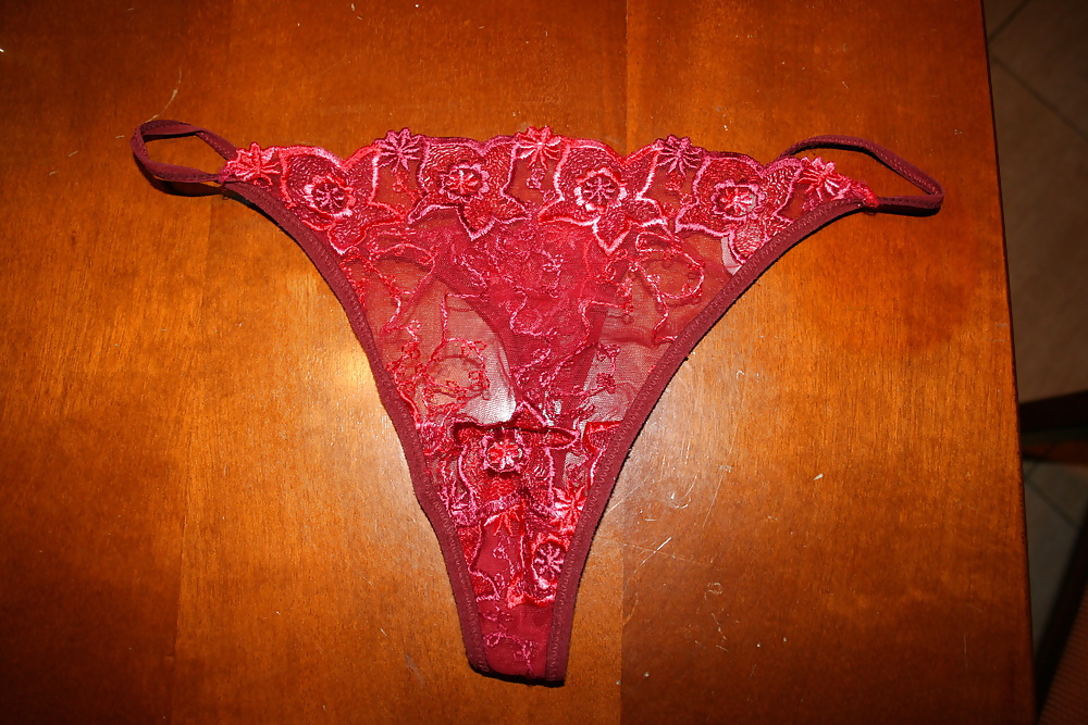 Nouvelles culottes strings
 #26021271