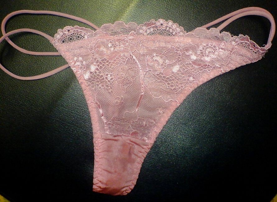 Nouvelles culottes strings
 #26021324