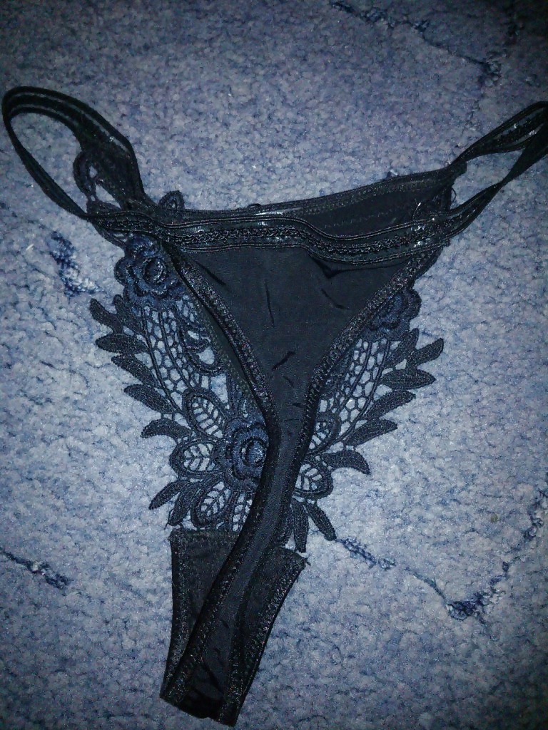 Nouvelles culottes strings
 #26021351