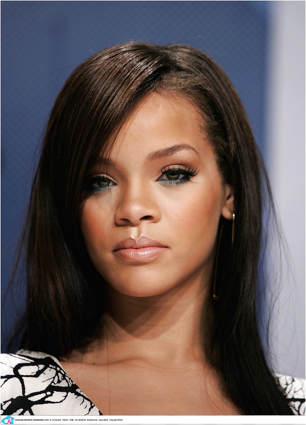 Rihanna
 #40128562