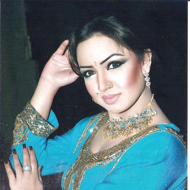 Paki Neha bloch Dancing girl #24736212