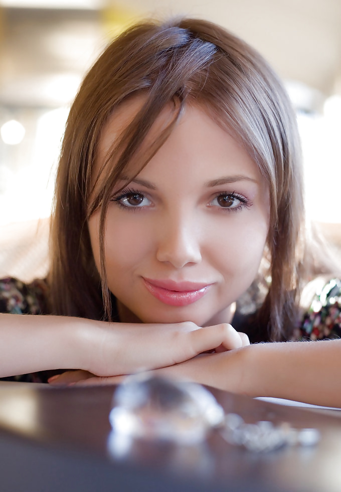 Teenie 575 #24319915