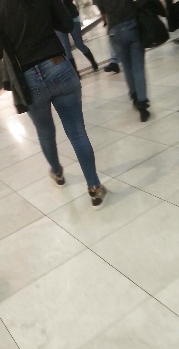 Spy sexy ass old + young in mall romanian #39113427
