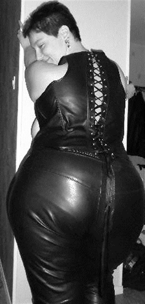 Gorgeous BBW! (Leather Outfit) #28404931