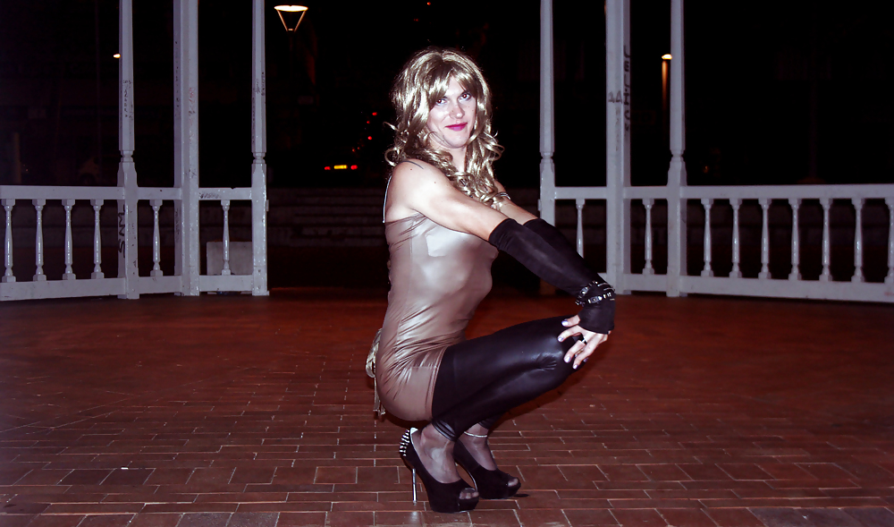 Dentro y fuera
 #36939736