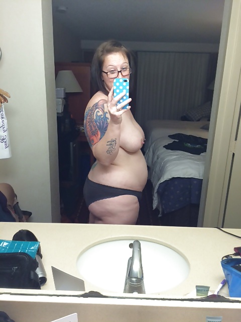 Fat pig whore sends me selfies #40506839