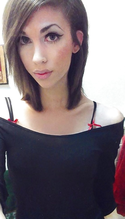 Diese Fembois Sind So Ziemlich Gurls Und Küssbar #38919665