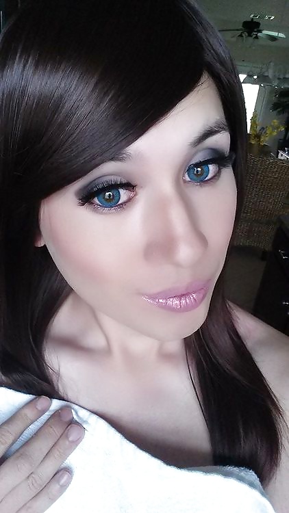 Diese Fembois Sind So Ziemlich Gurls Und Küssbar #38919750