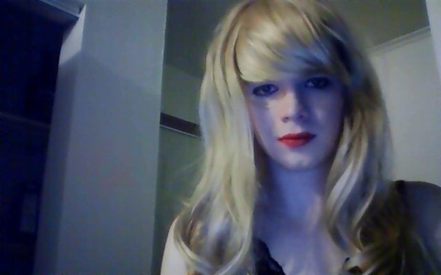 Diese Fembois Sind So Ziemlich Gurls Und Küssbar #38919788