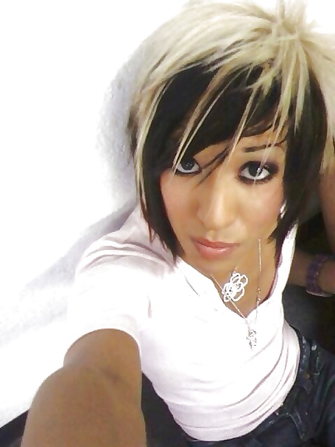 Diese Fembois Sind So Ziemlich Gurls Und Küssbar #38919795