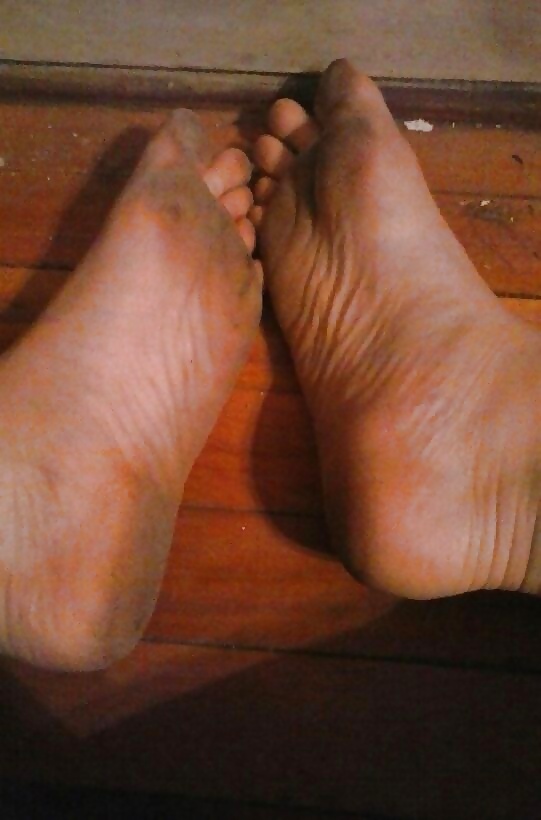 足：汚い靴底 #33
 #31909673