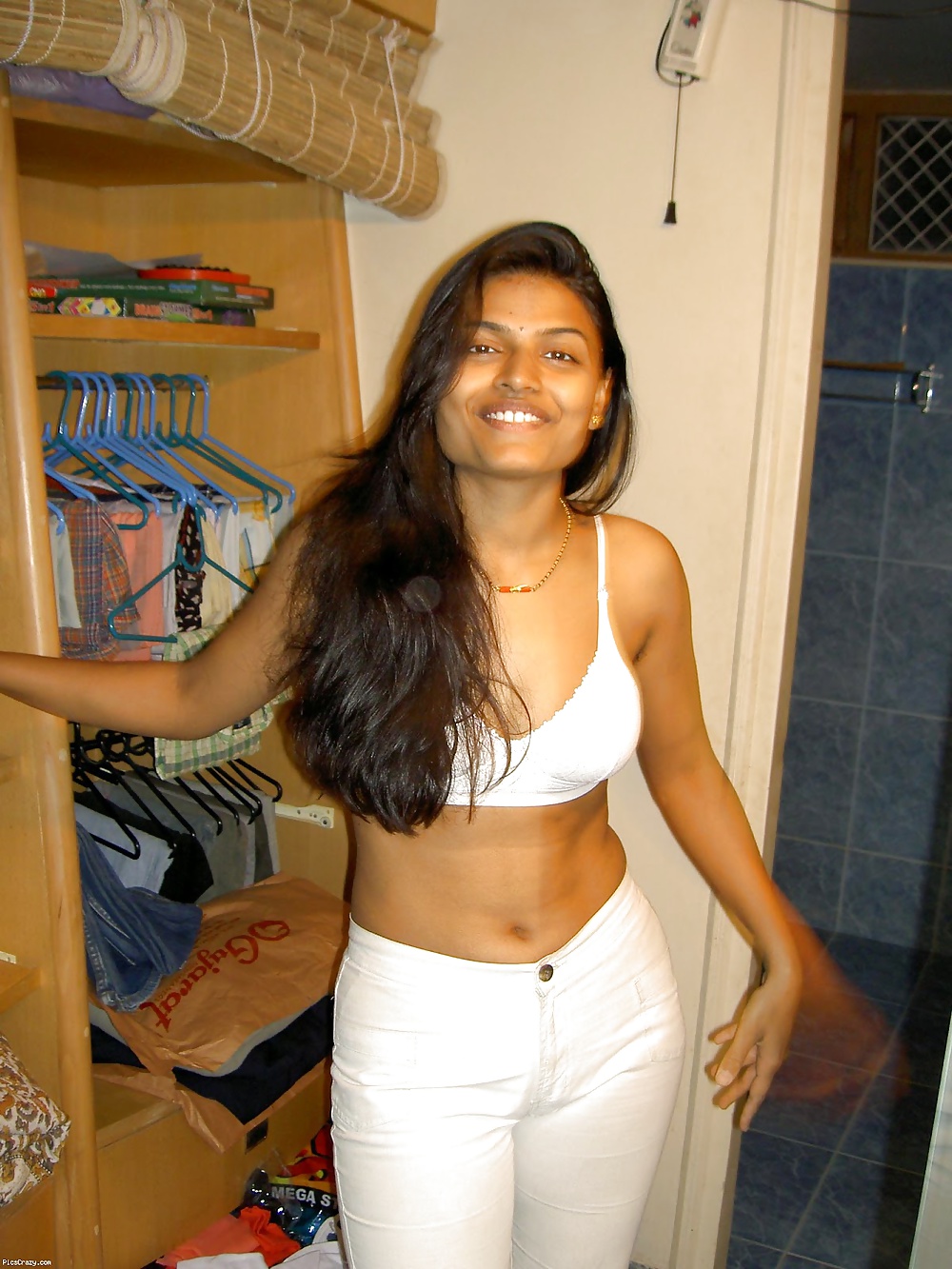 プライベート写真の若いアジアの裸の女の子32インディアン
 #39140831
