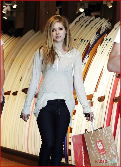 Avril Lavigne 7 #29224776