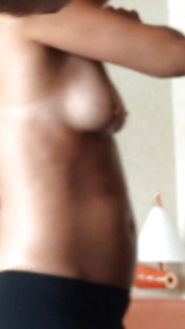 Seins toujours
 #28742128