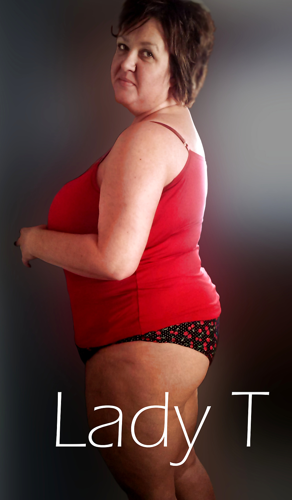 女性の足
 #35241659