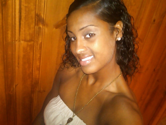 Ayudándome a correrme
 #37336270