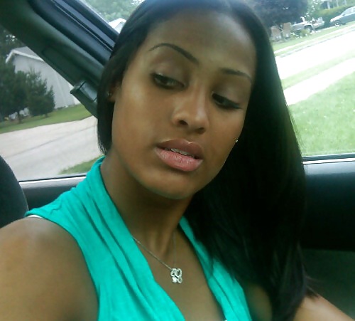 Ayudándome a correrme
 #37336273