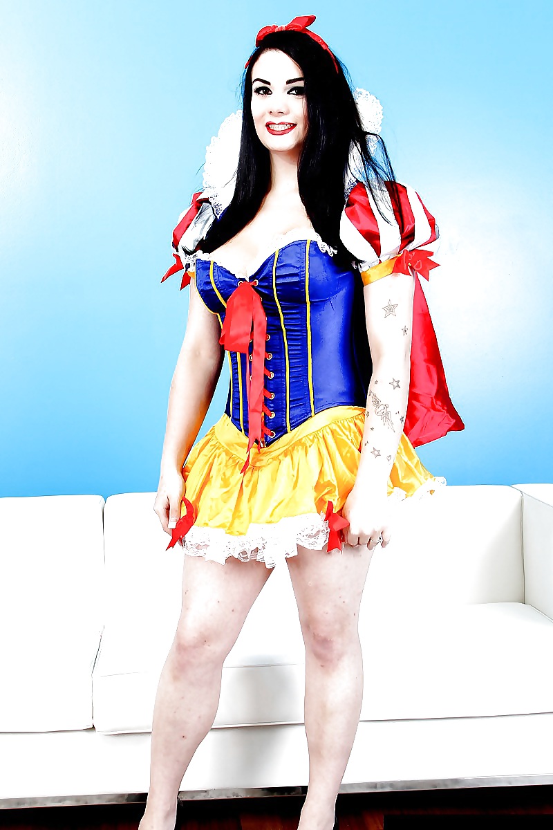 Transvestiten Snow White Großen Schwanz #38019781